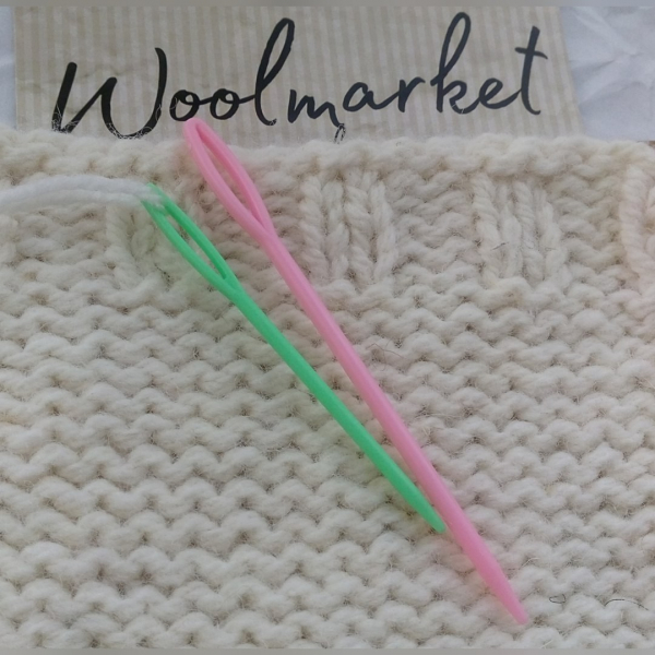 Пластикові голки для пряжі, (2 шт)