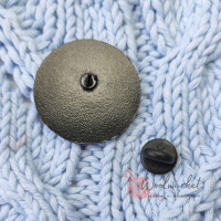 Кото-брошка "Stay Pawsitive"