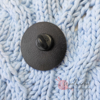 Кото-брошка "Stay Pawsitive"